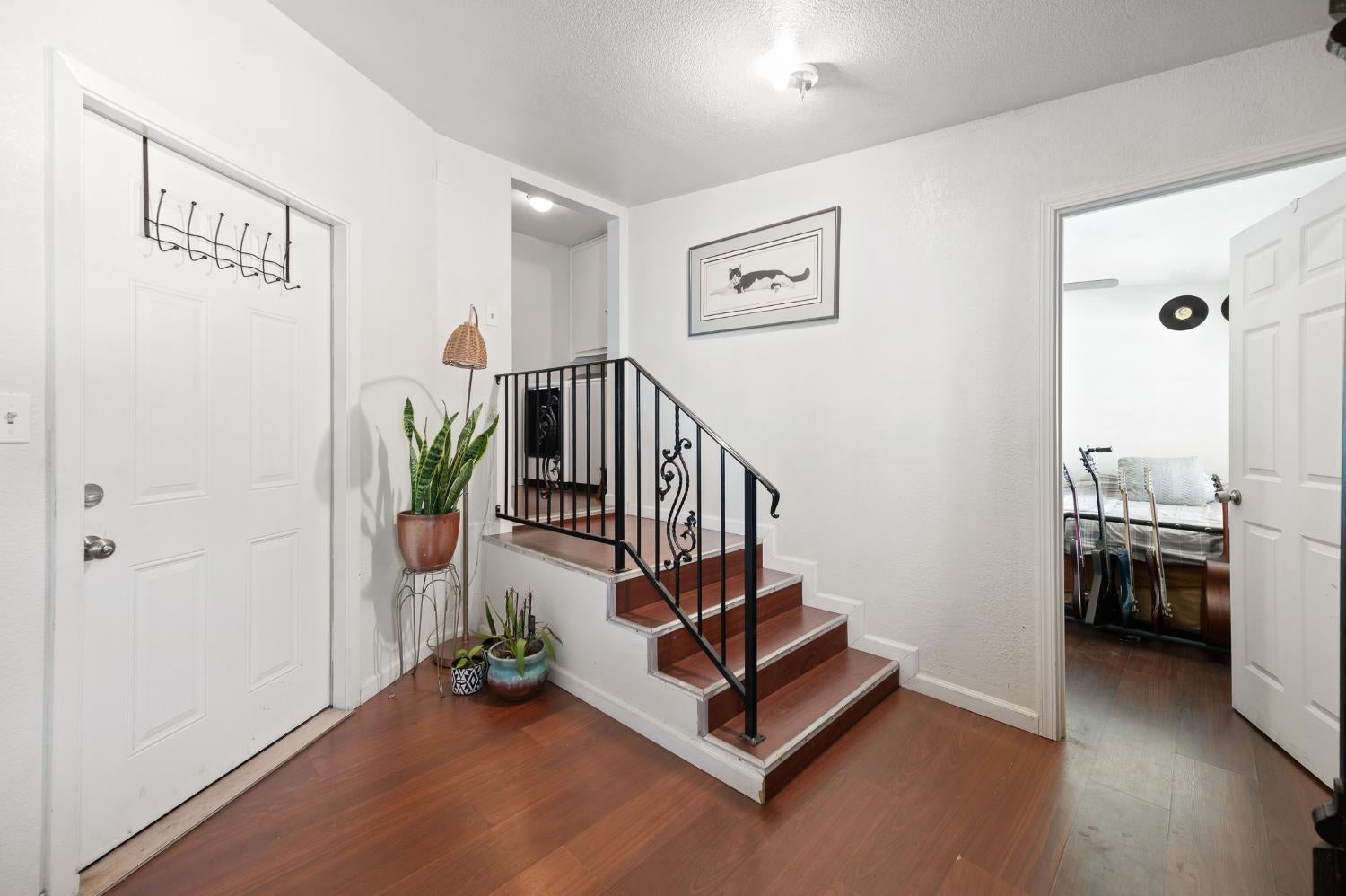 382 E Lambuth Avenue