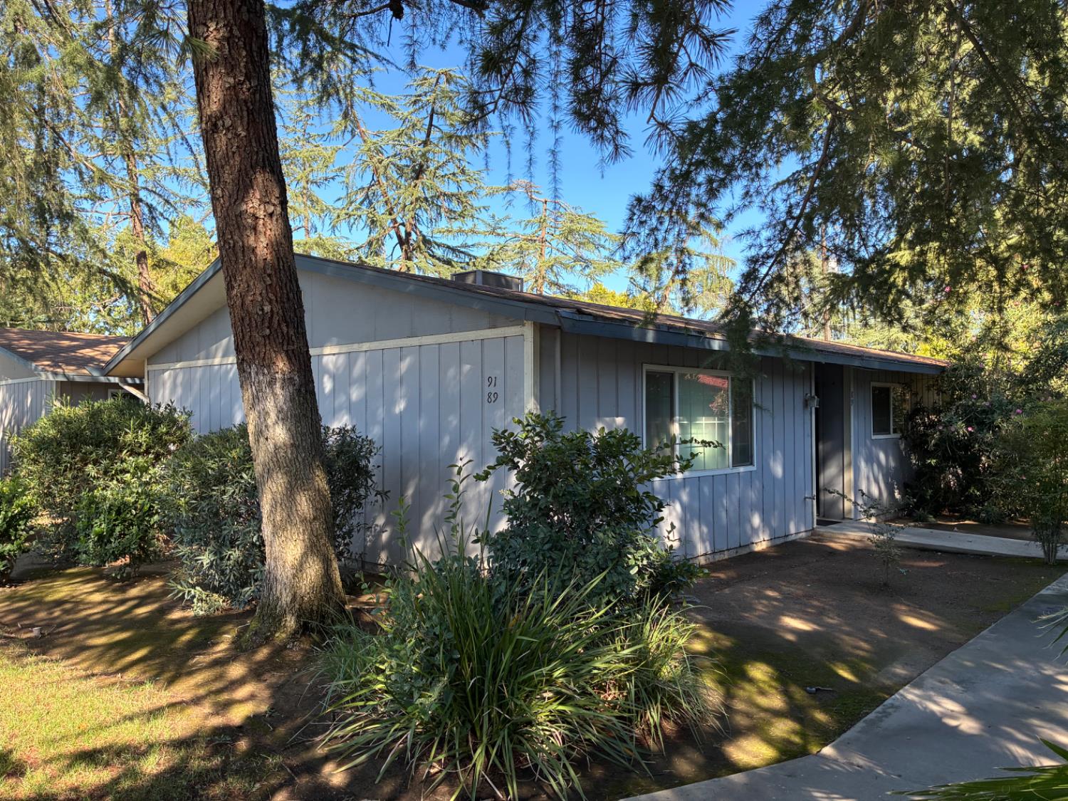 1527 Lind Avenue