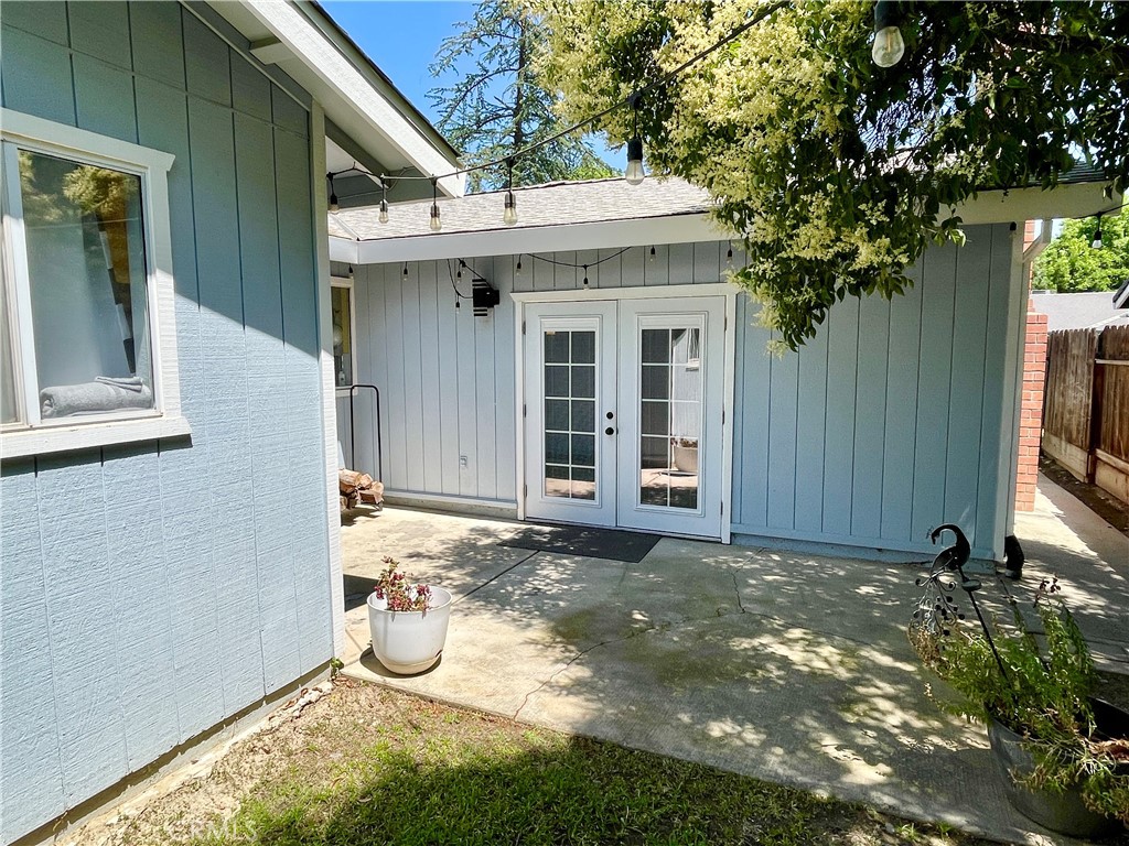 3332 Shamrock