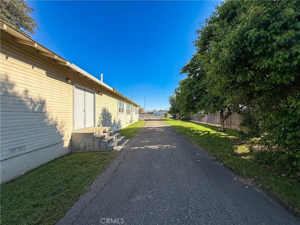 2125 Yosemite Parkway