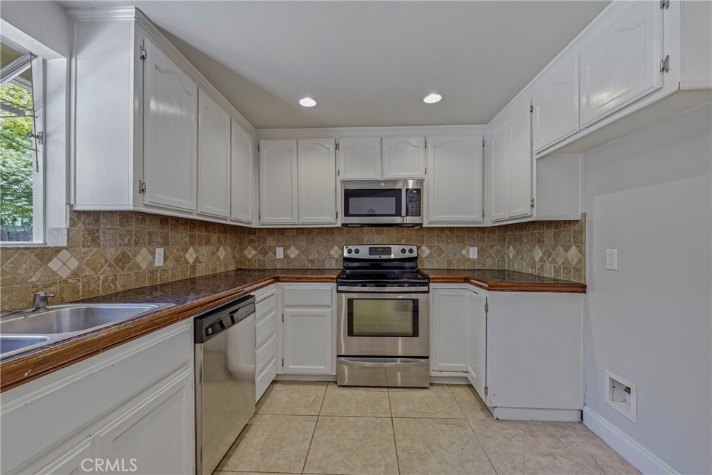 1445 Cameron Lane