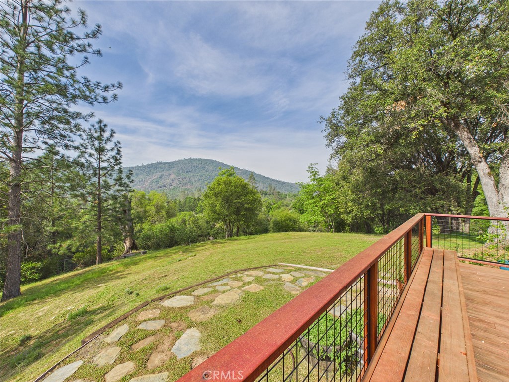 6650 Feliciana Mountain