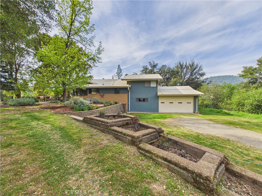 6650 Feliciana Mountain