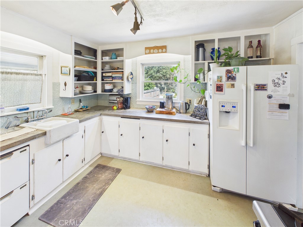 4208 Ramsden