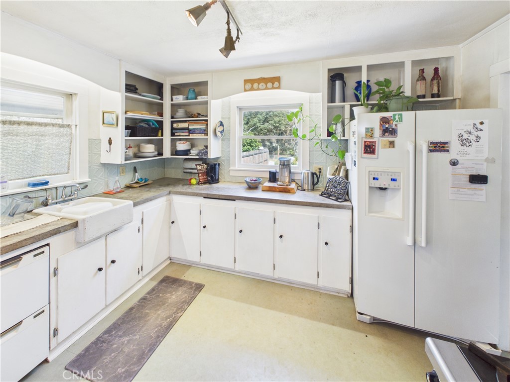 4208 Ramsden