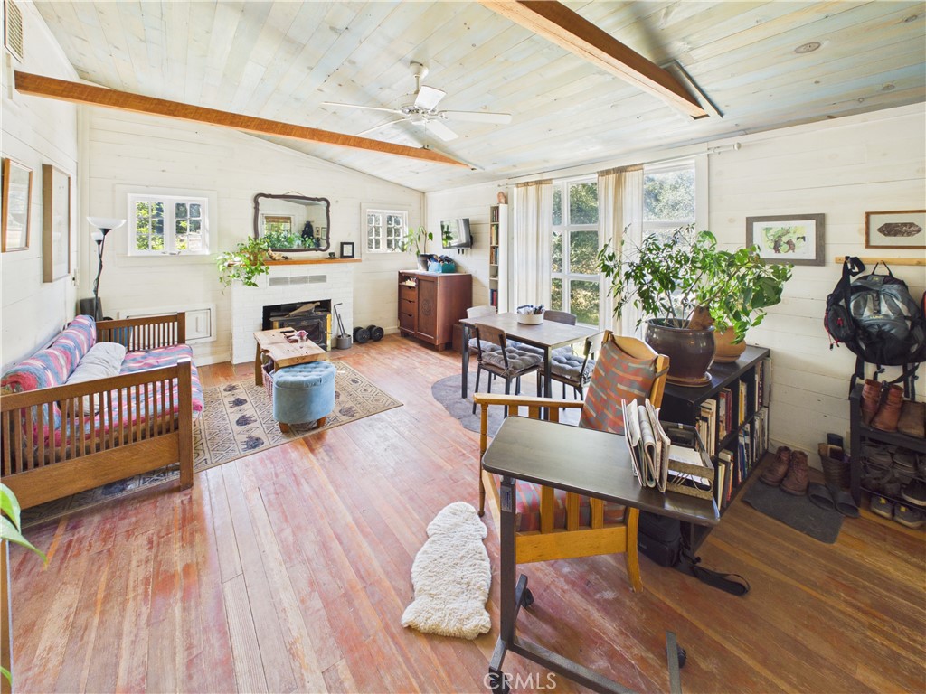 4208 Ramsden