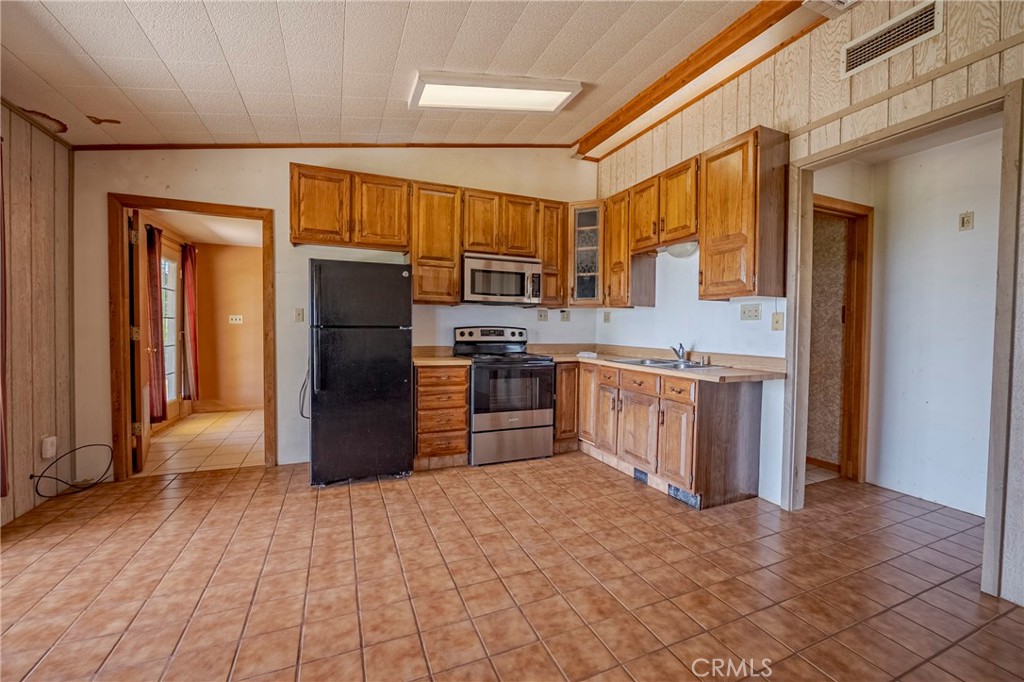 3084 Old Highway
