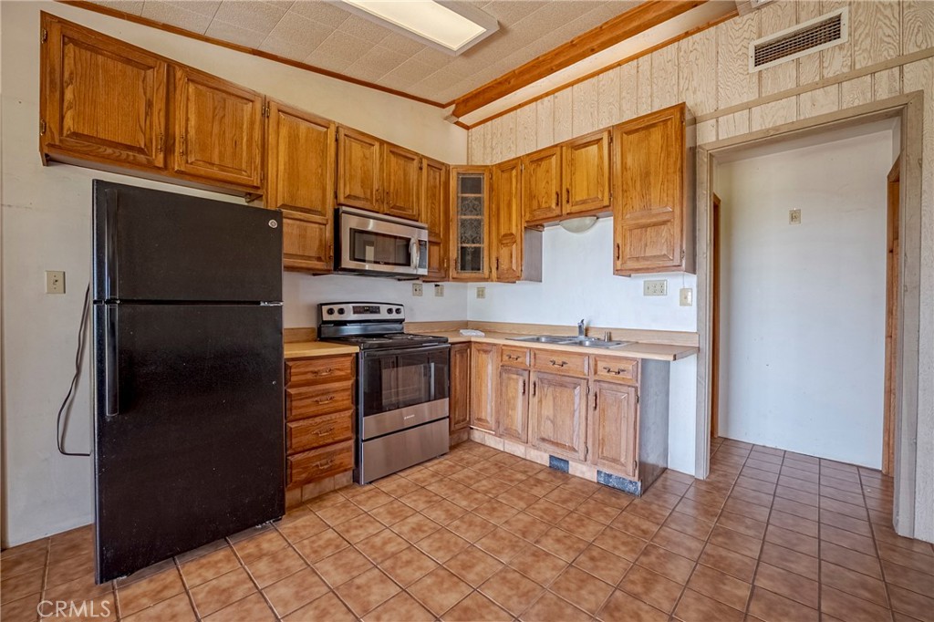 3084 Old Highway