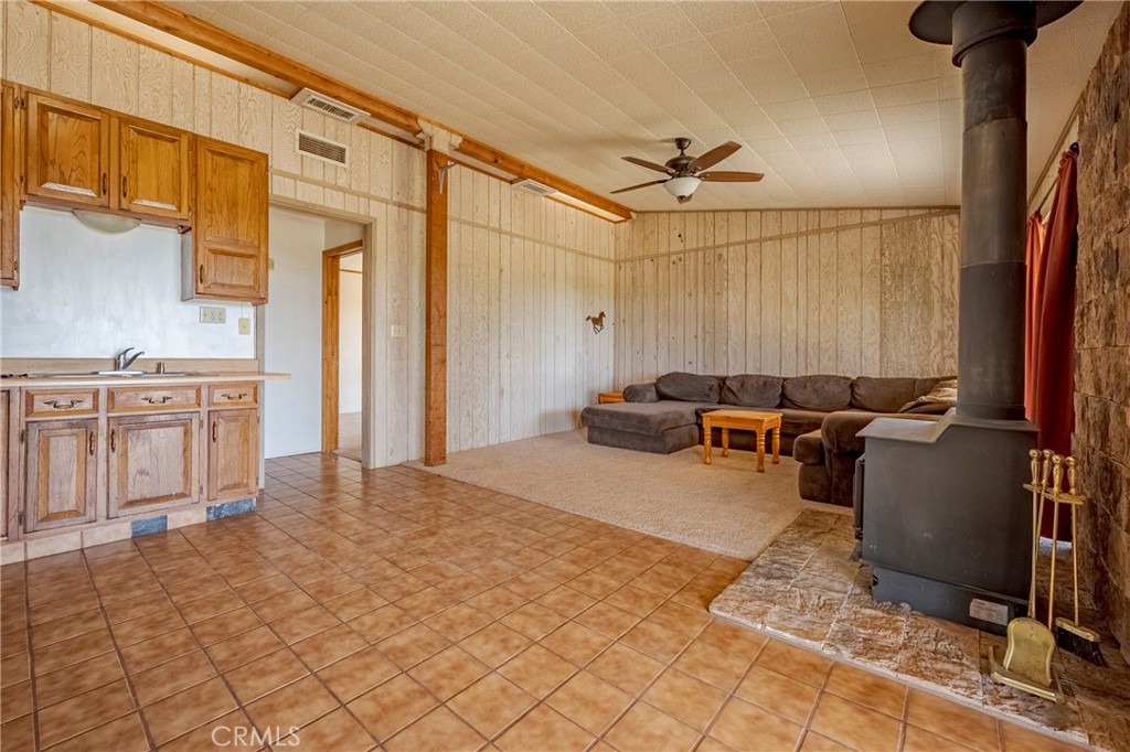 3084 Old Highway
