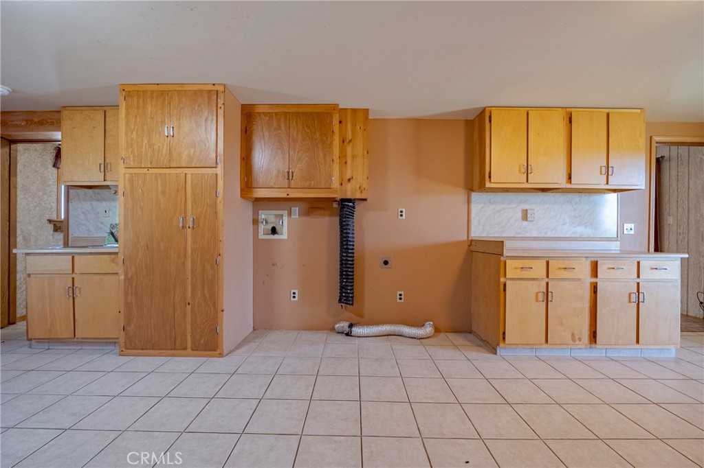 3084 Old Highway