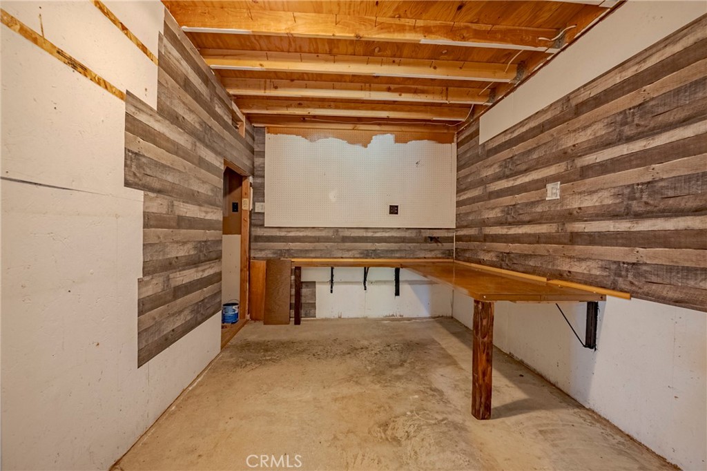 3084 Old Highway