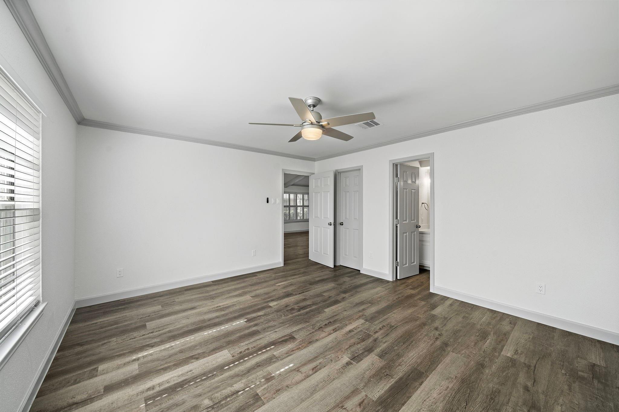 1714 Huge Oaks Street