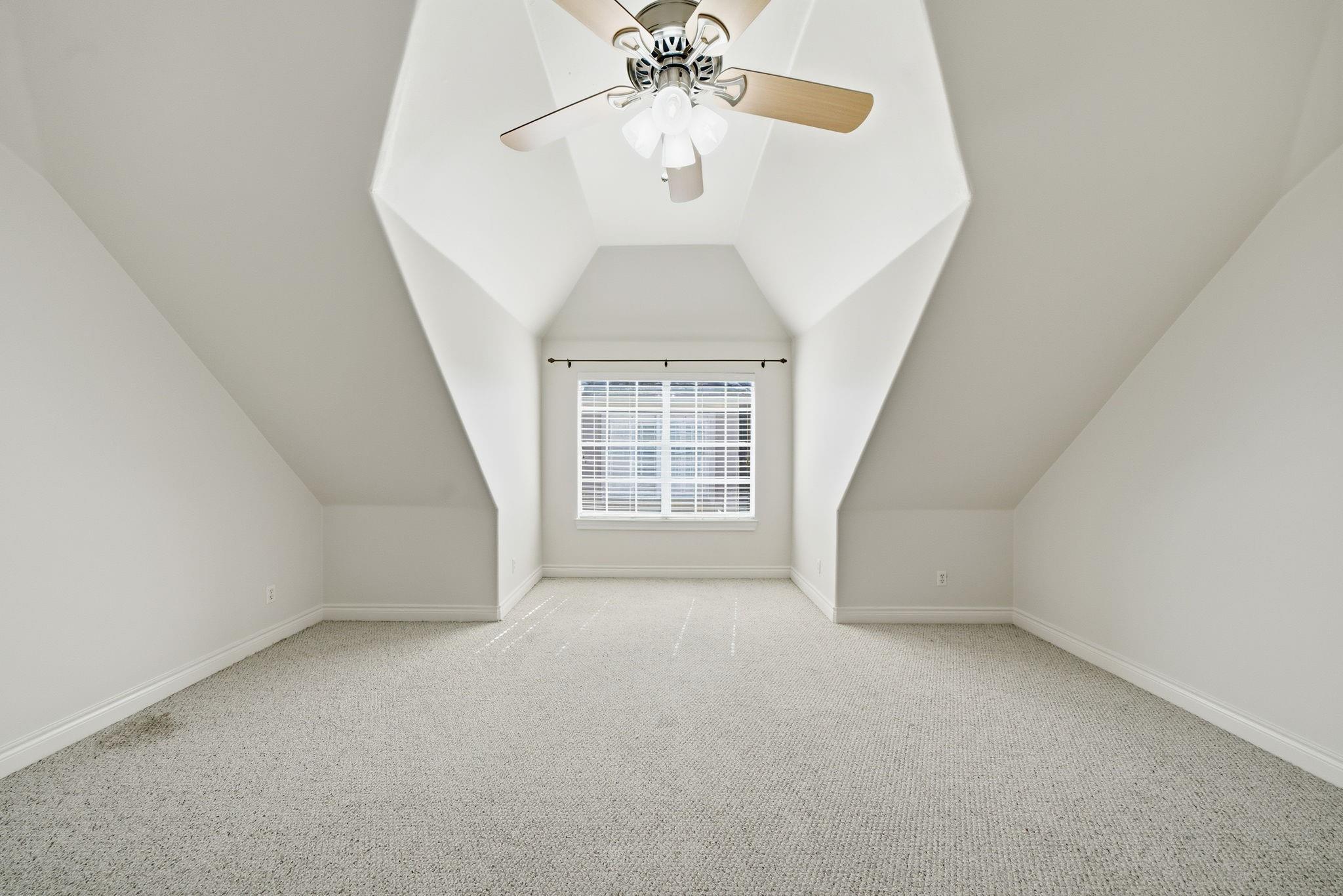 3243 N Pemberton Circle Drive