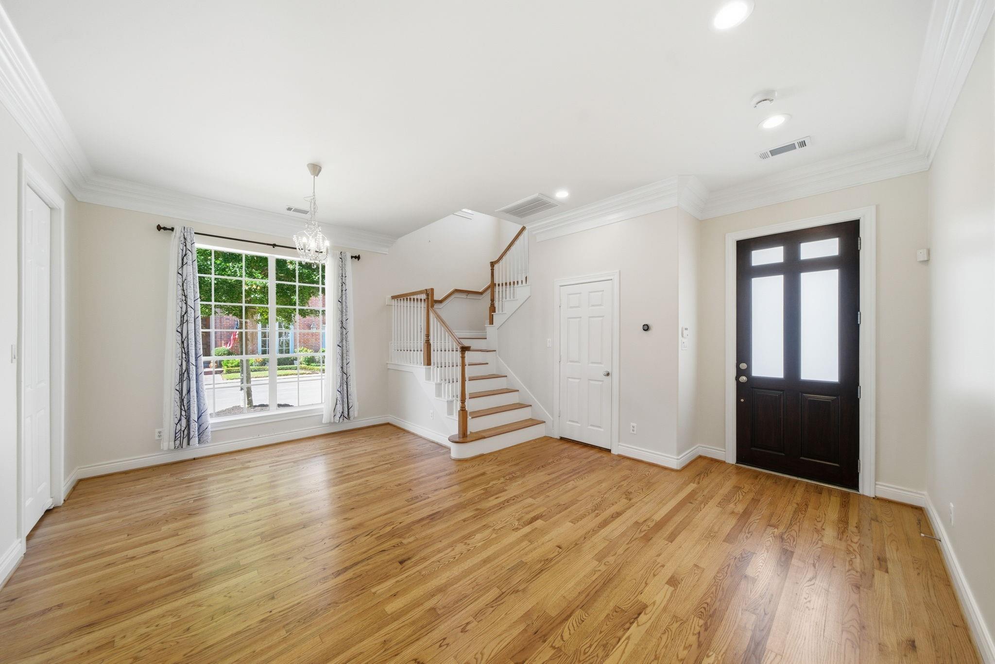 3243 N Pemberton Circle Drive