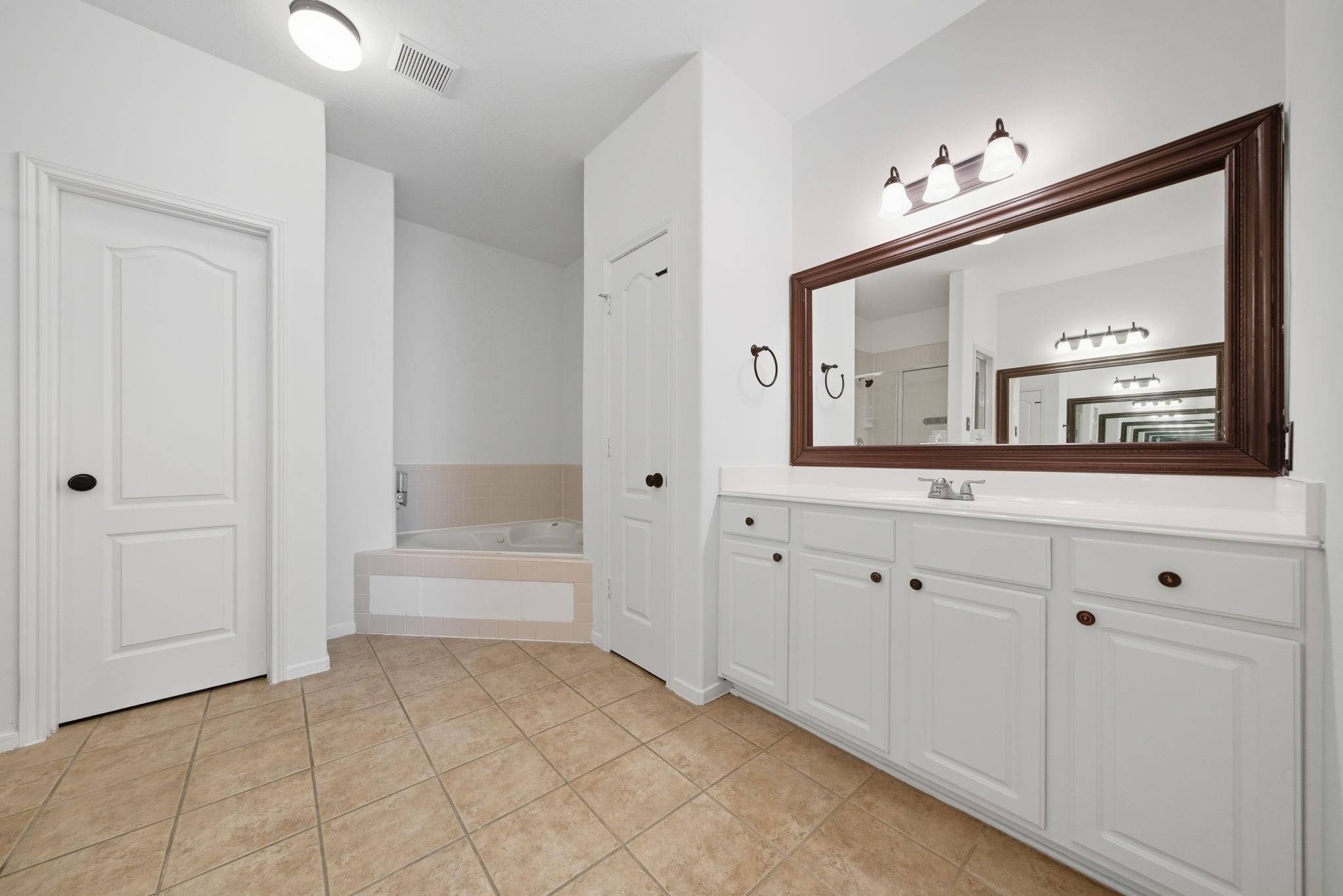 2623 Shady Acres Court