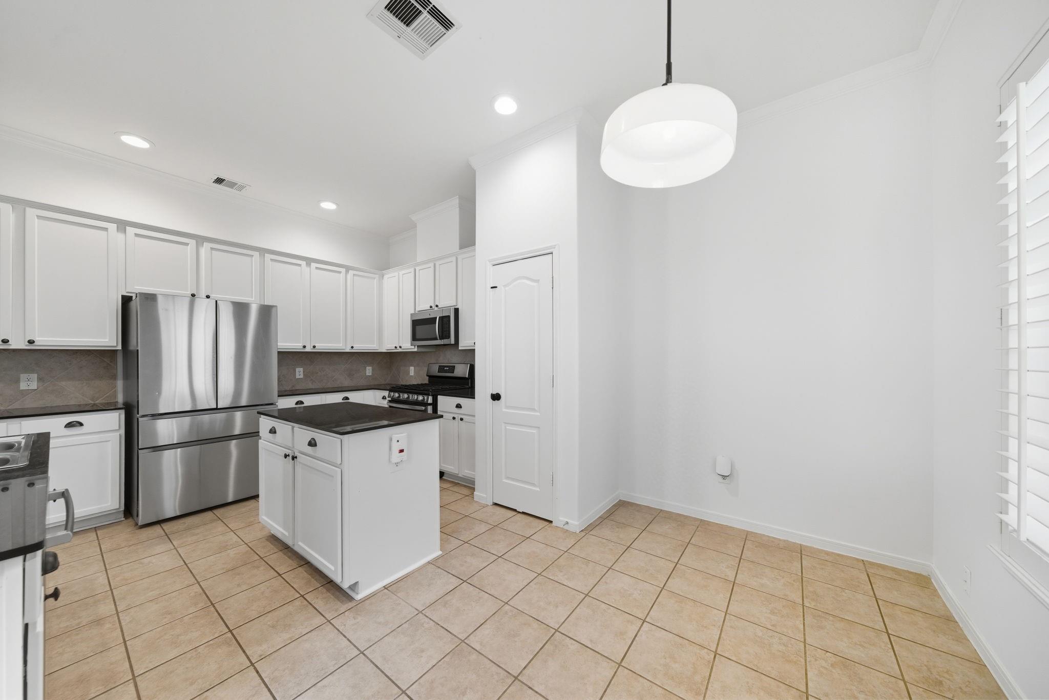 2623 Shady Acres Court