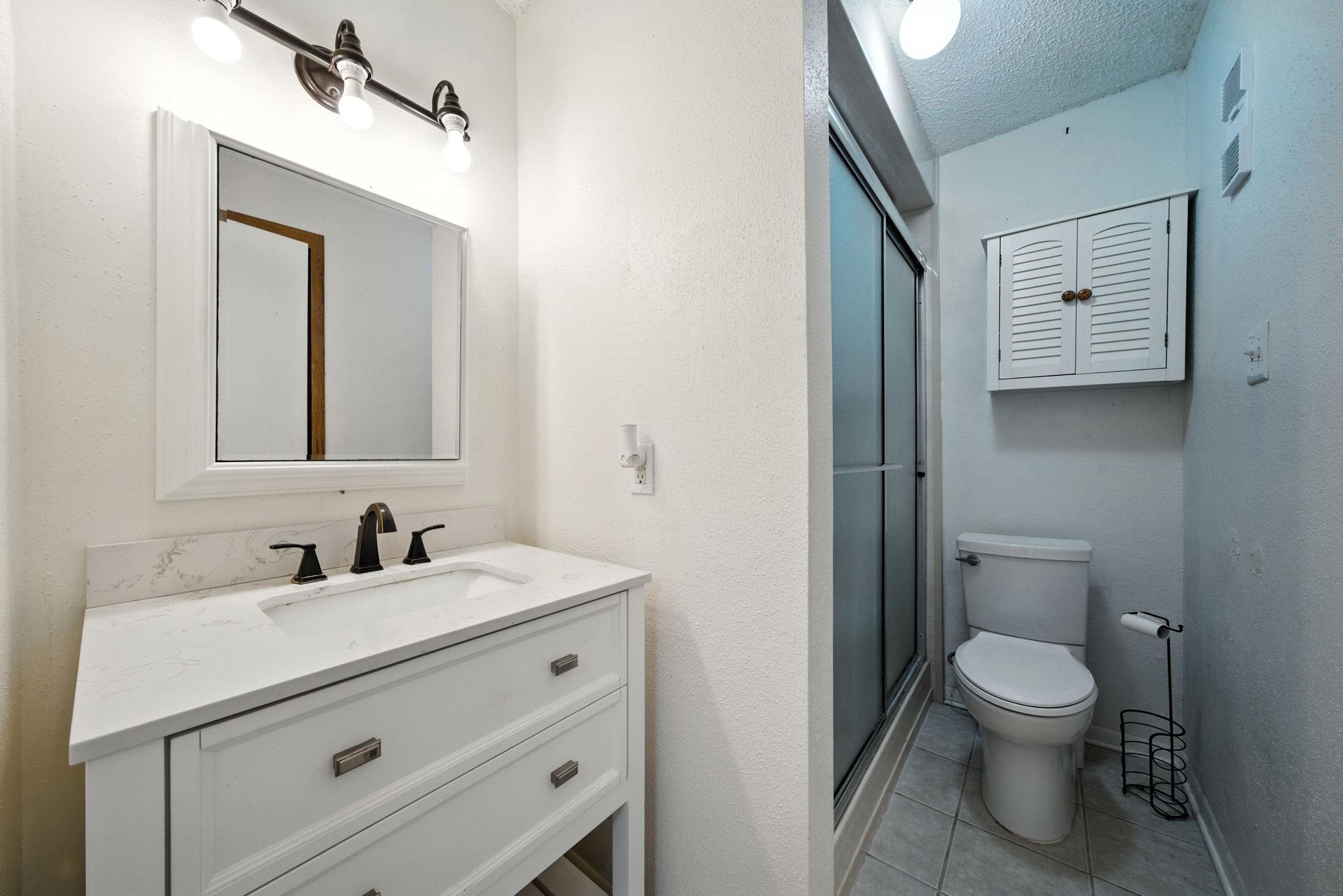 3919 Fairmont Parkway # 115