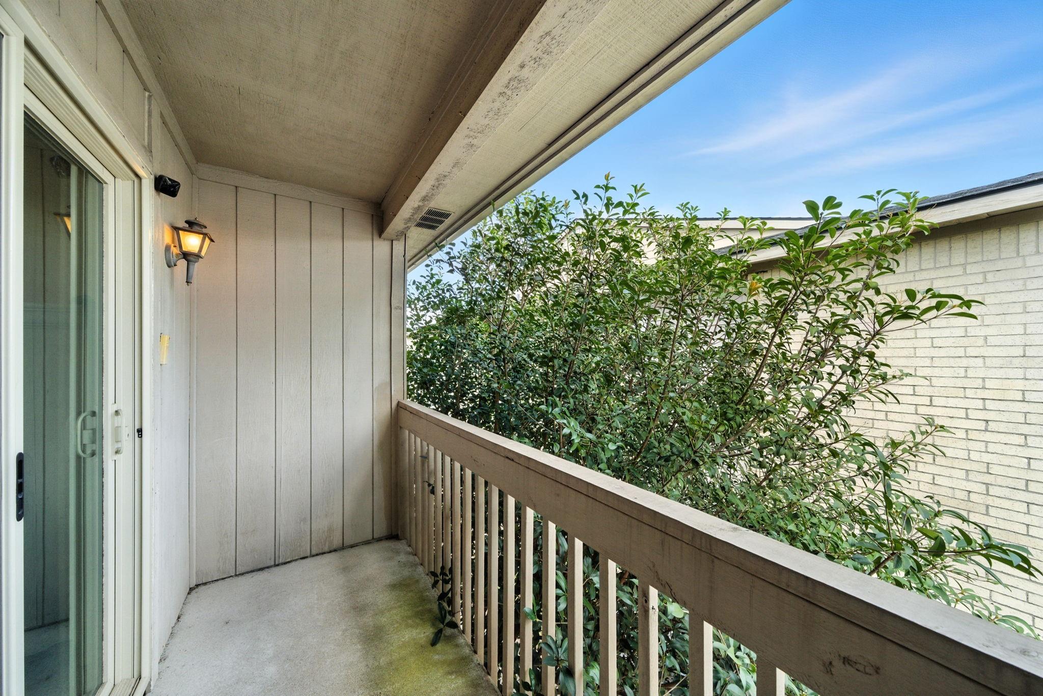 3919 Fairmont Parkway # 115