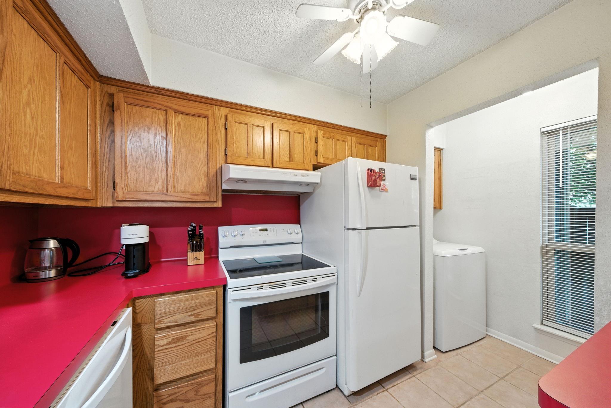 3919 Fairmont Parkway # 115