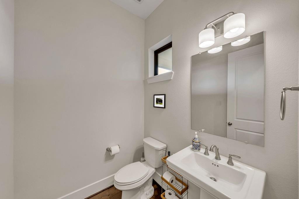 3510 Huntsford Drive