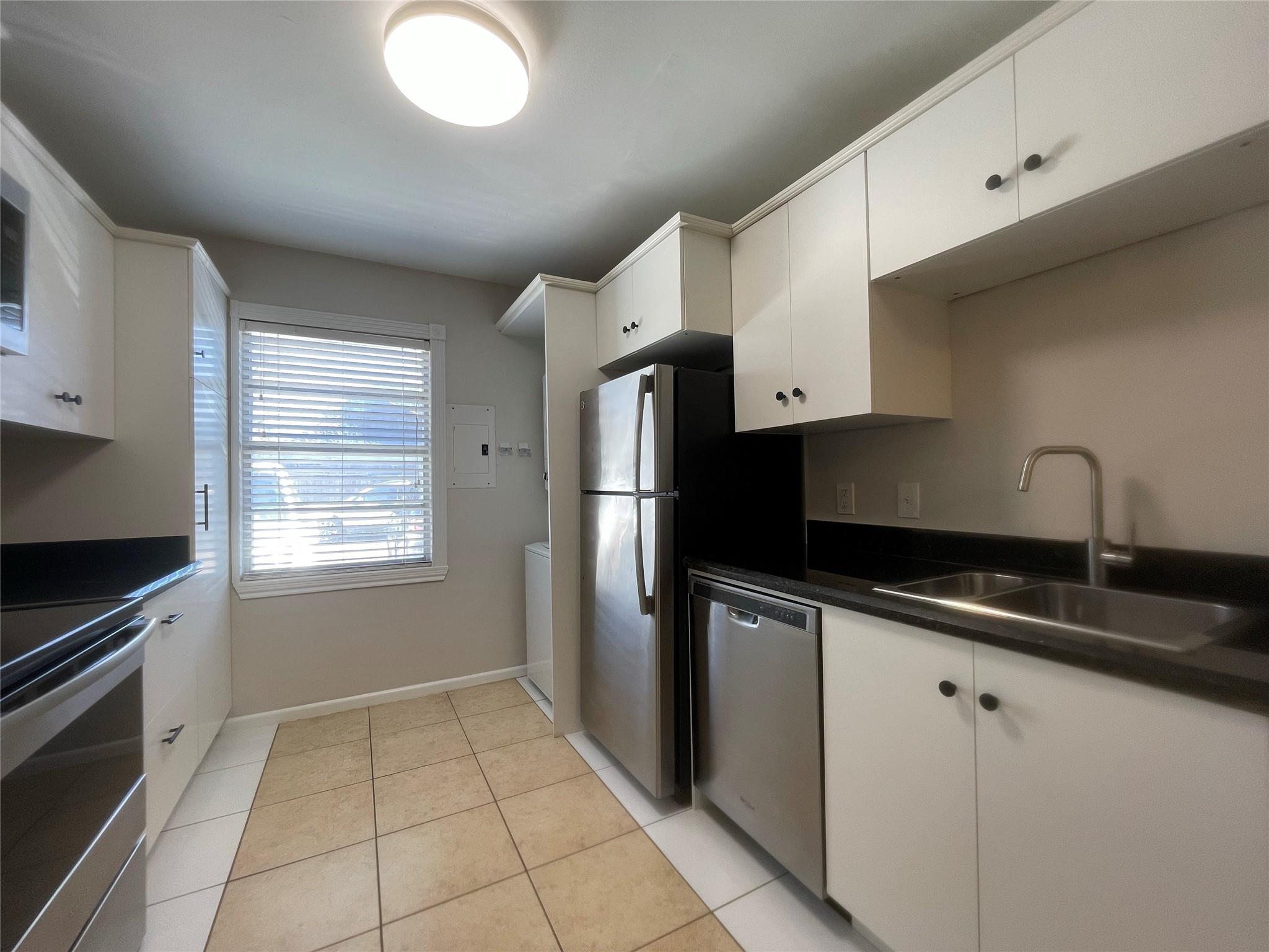 1502 Heights Boulevard # 9