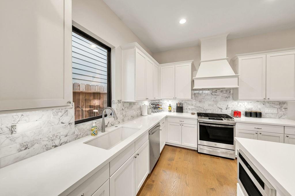 3510 Huntsford Drive