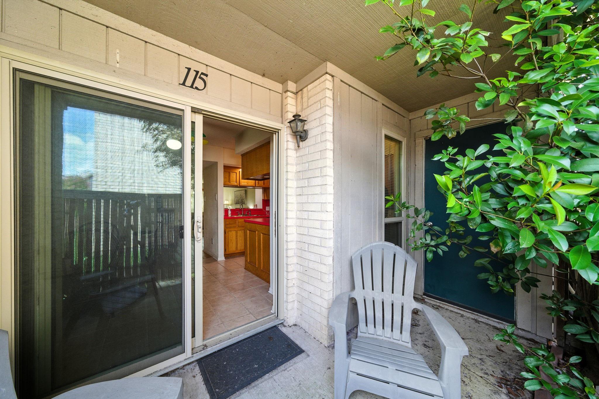 3919 Fairmont Parkway # 115