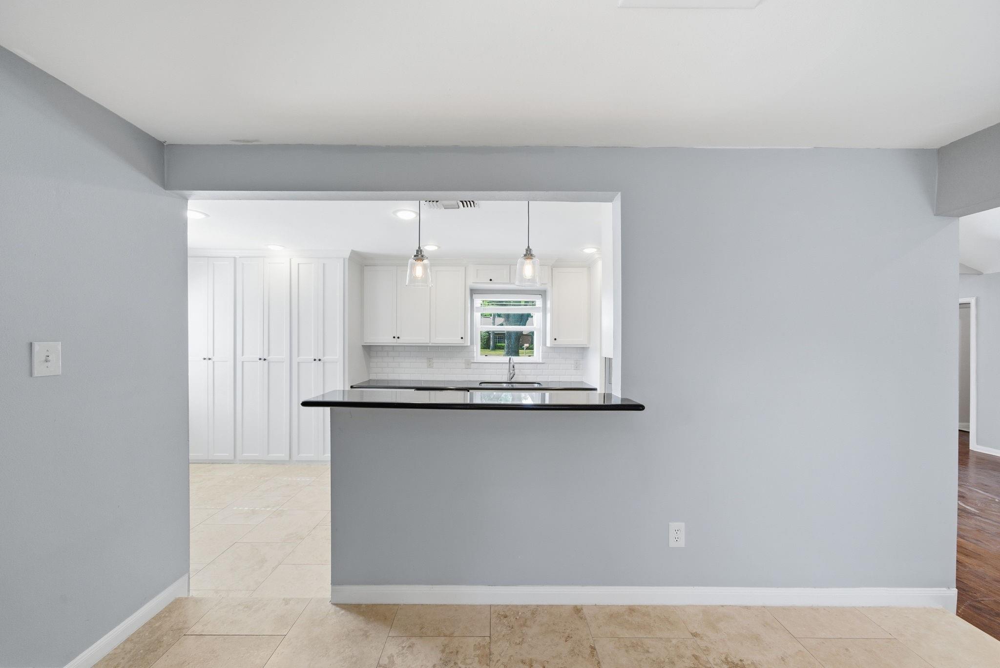 2502 Hollow Hook Road