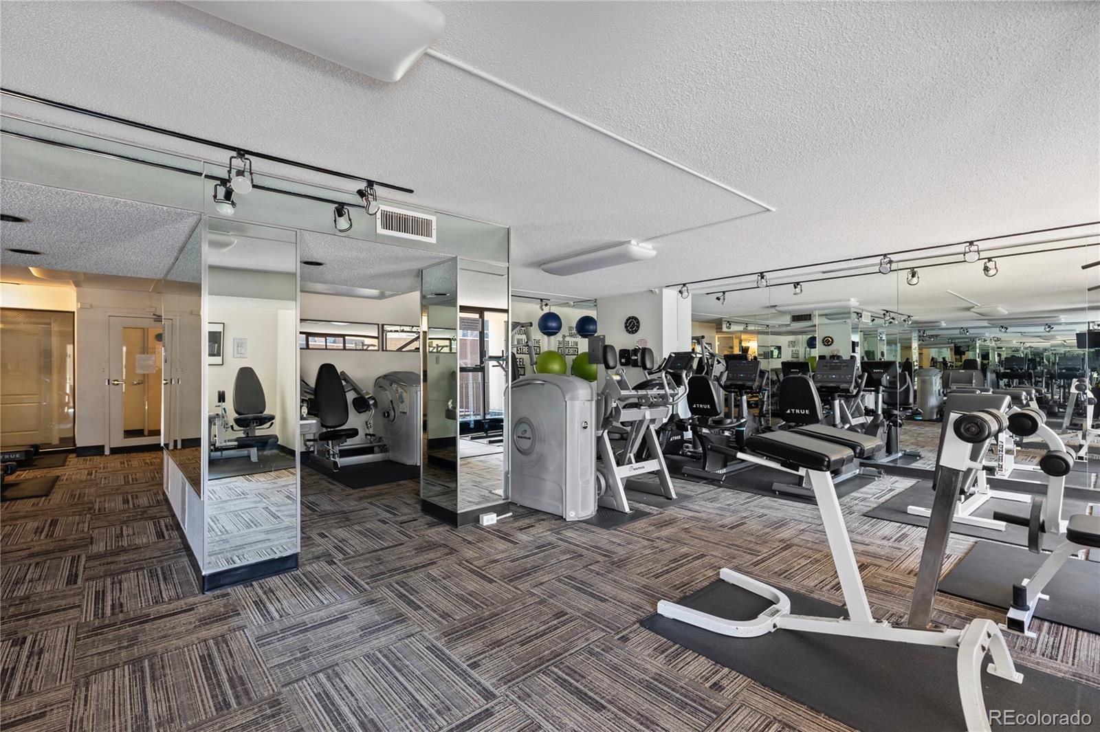 1020 15th Street Unit: 36I