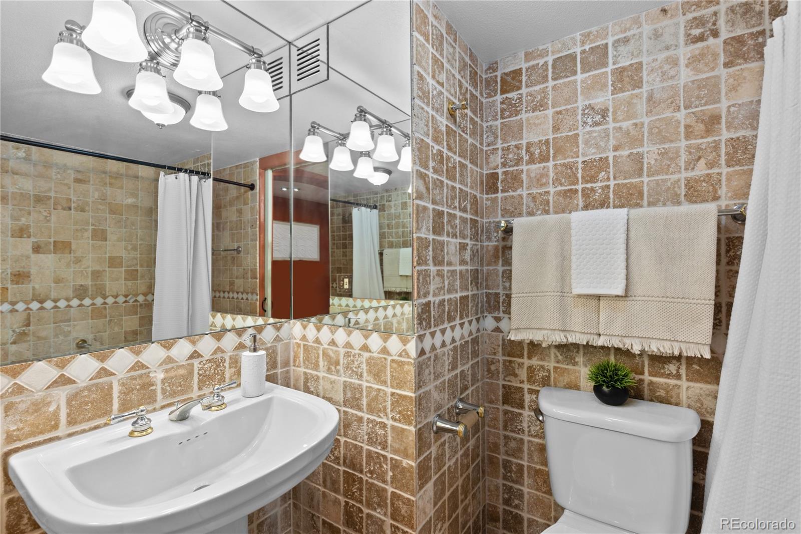 1020 15th Street Unit: 36I