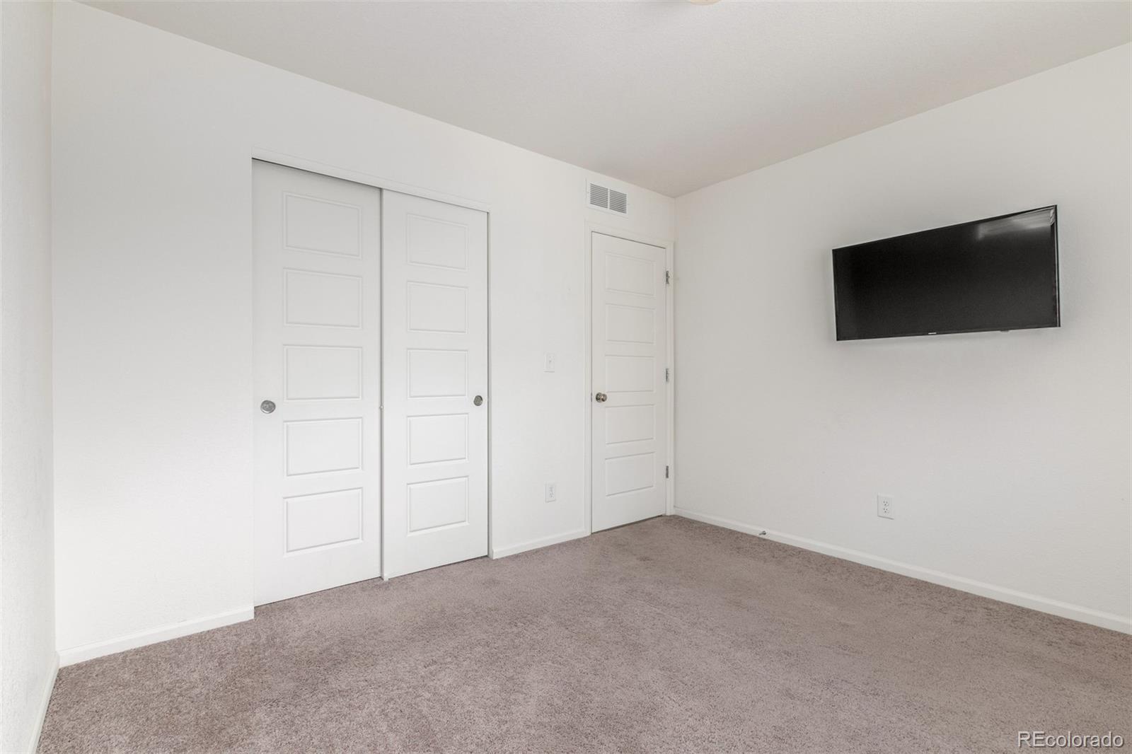 18667 E 54th Place