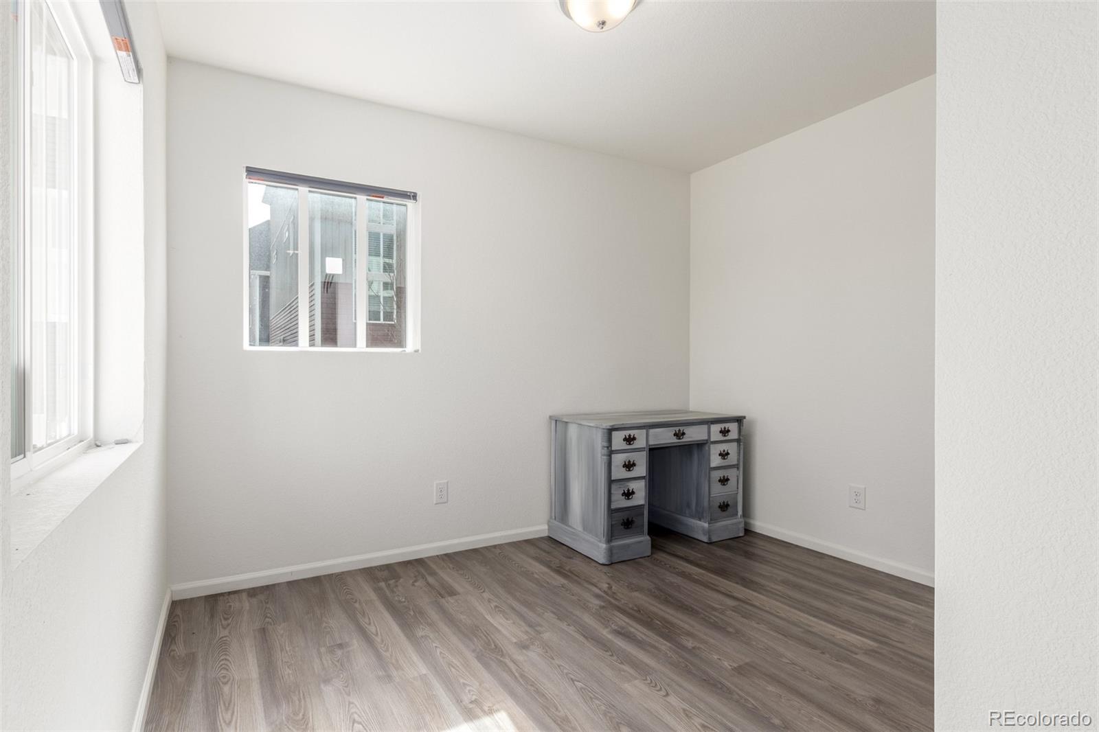 18667 E 54th Place