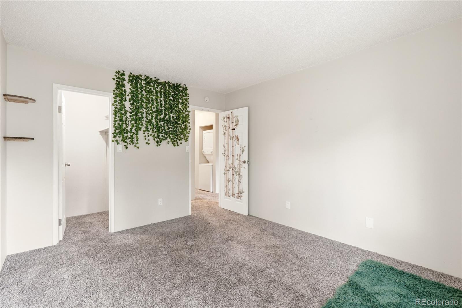 532 Oakwood Drive Unit: D105