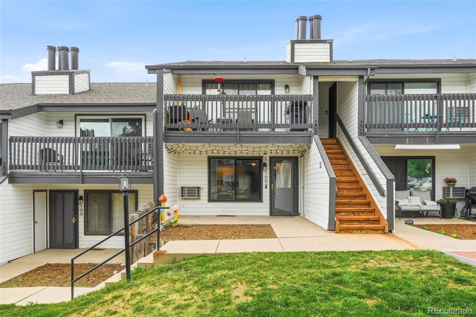 532 Oakwood Drive Unit: D105