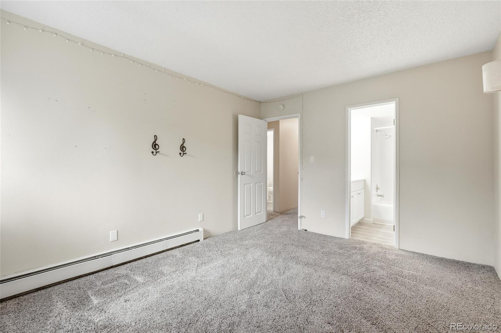 532 Oakwood Drive Unit: D105