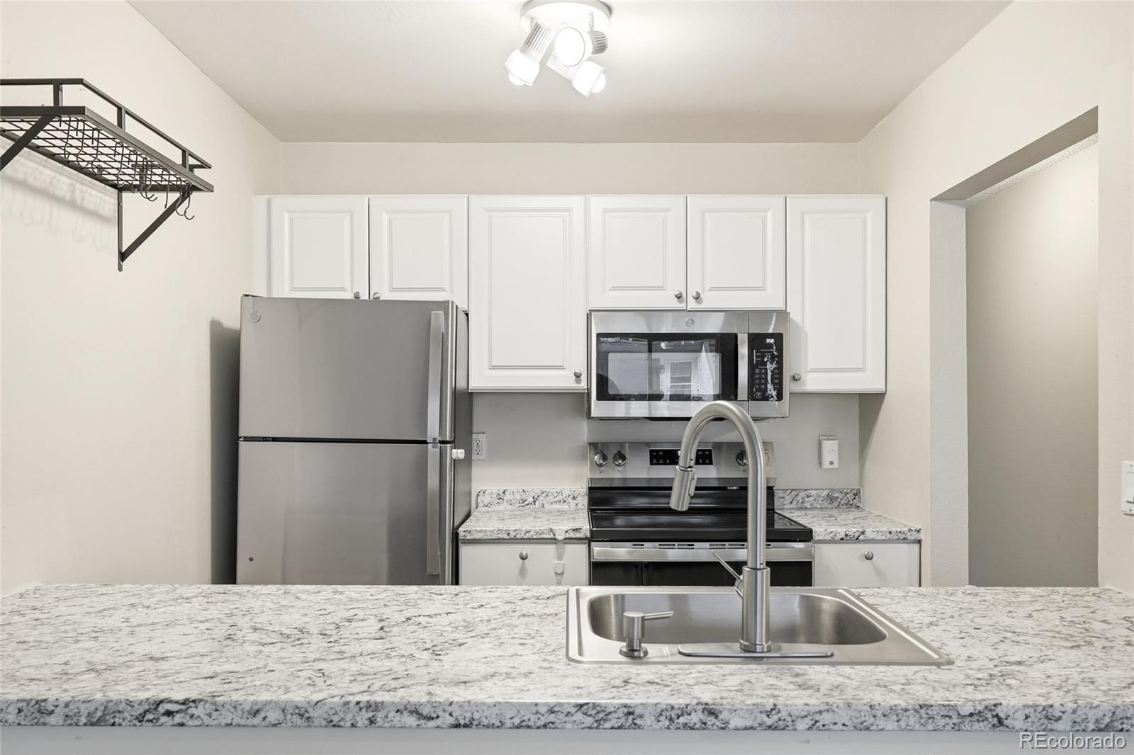 532 Oakwood Drive Unit: D105