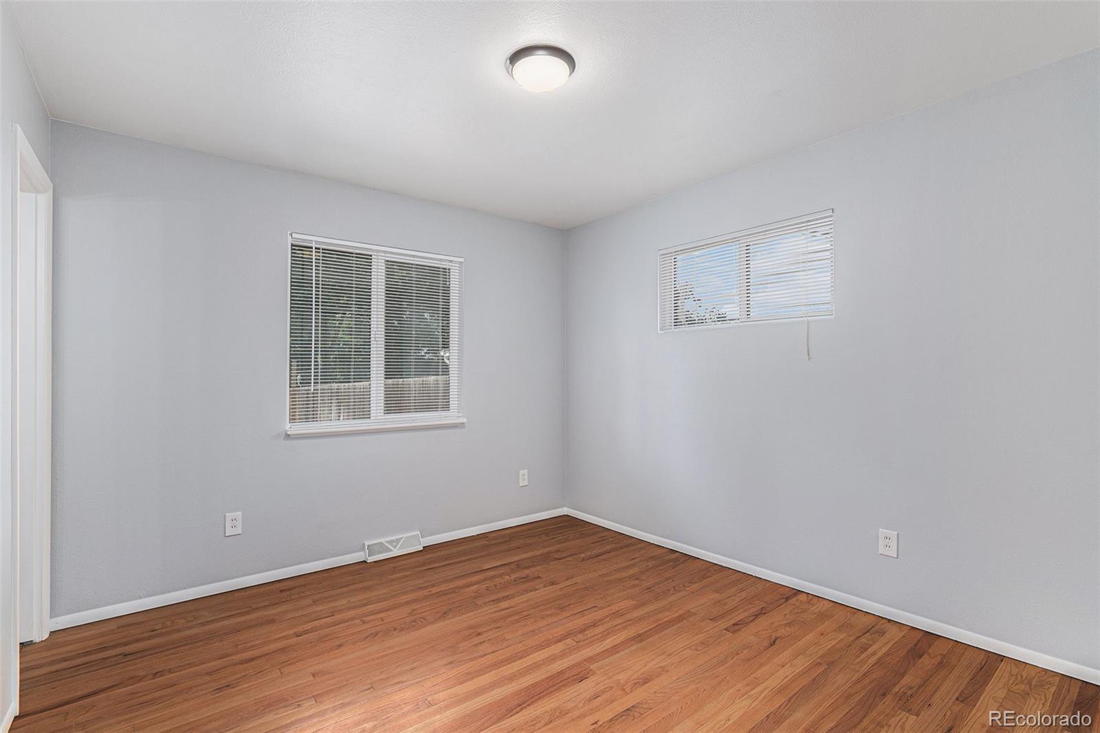 867 S Grape Street