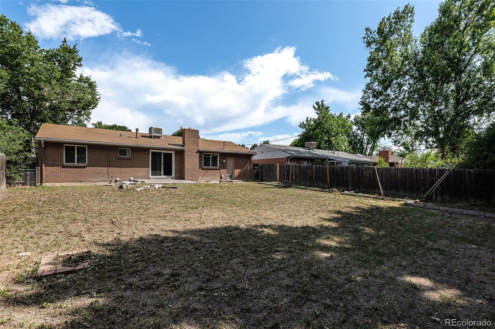 867 S Grape Street