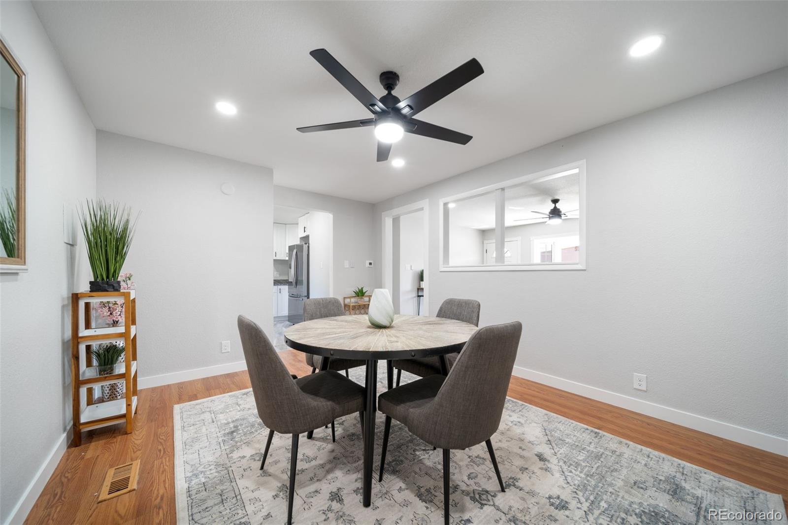 2141 Carrol Court
