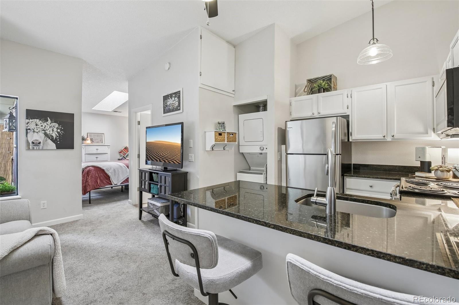 982 S Dearborn Way Unit: 18