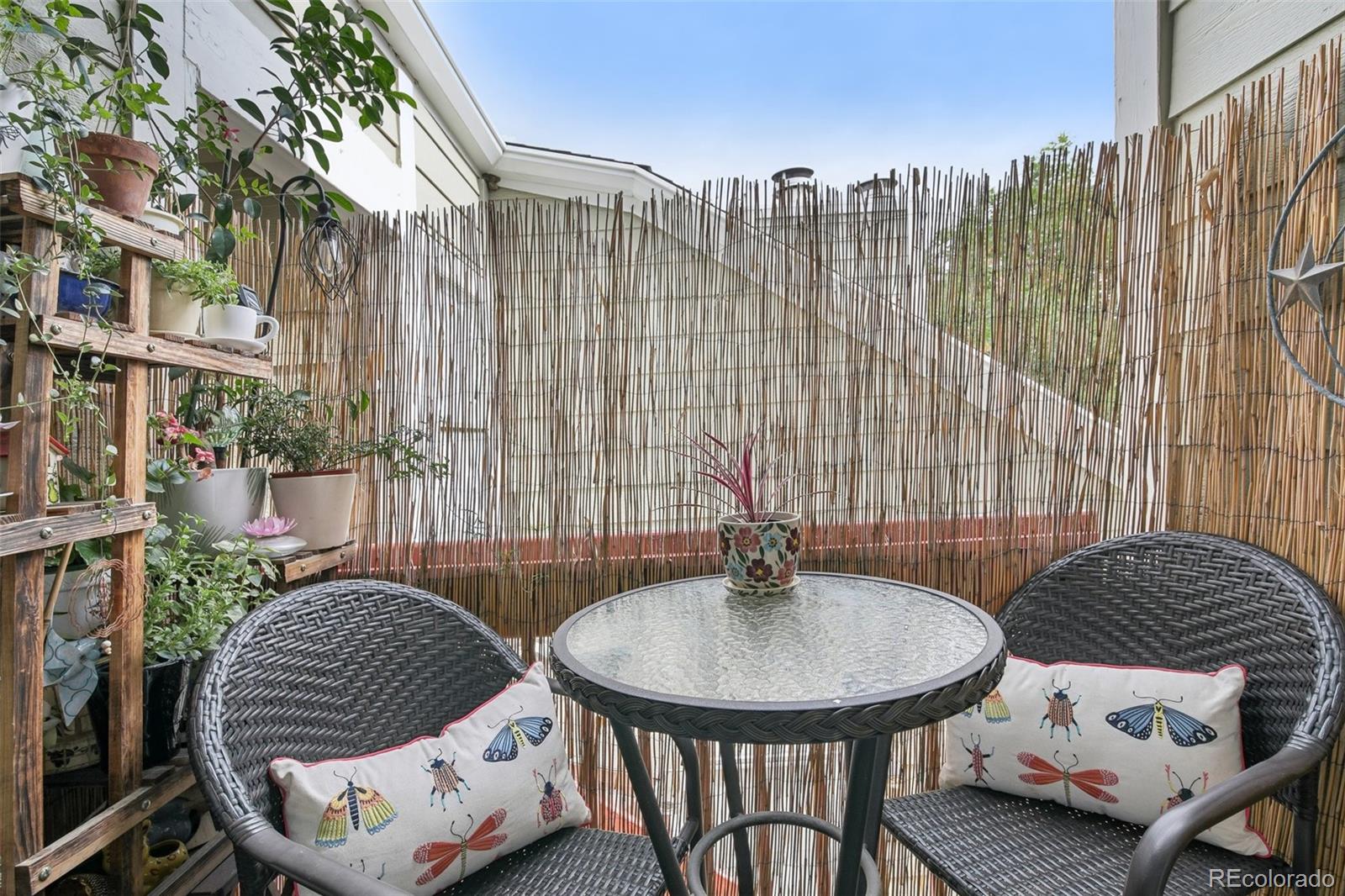 982 S Dearborn Way Unit: 18