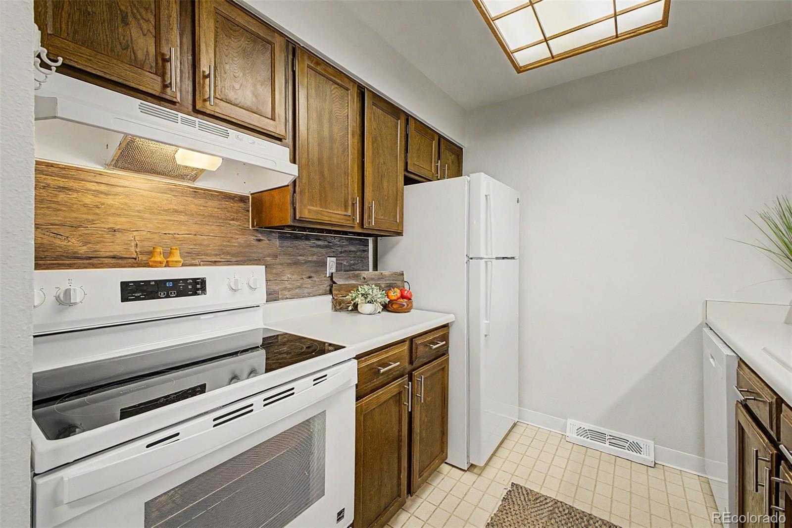6482 W 80th Drive Unit: 201