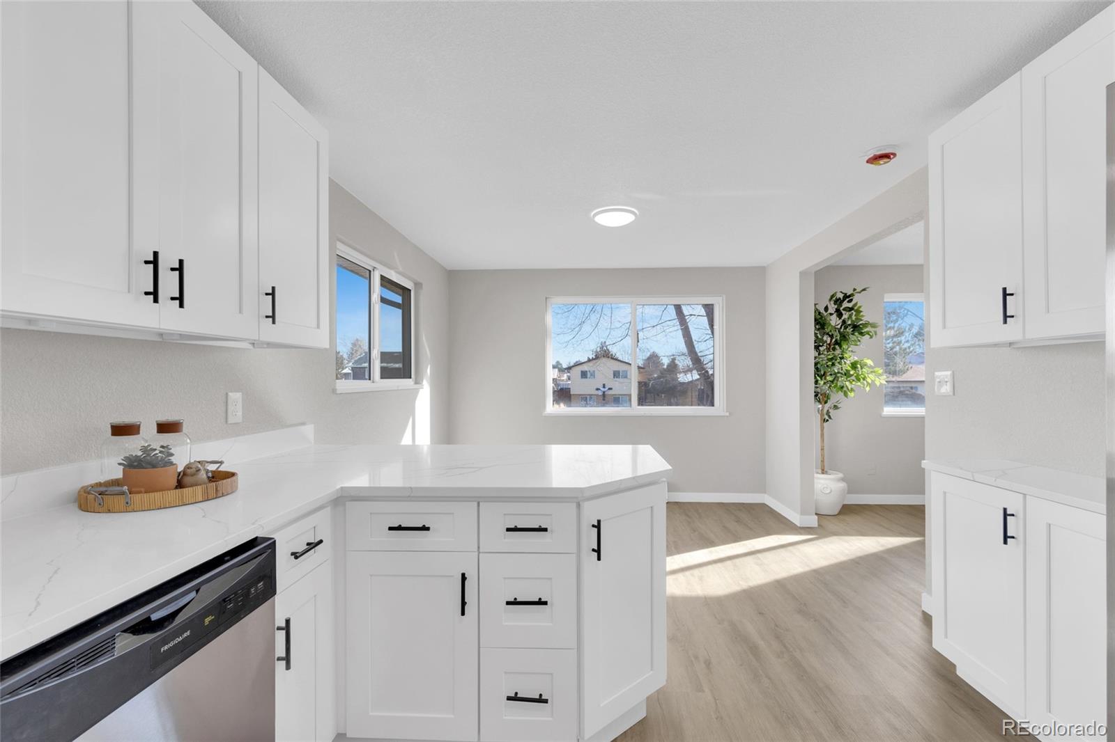 835 S 9th Avenue