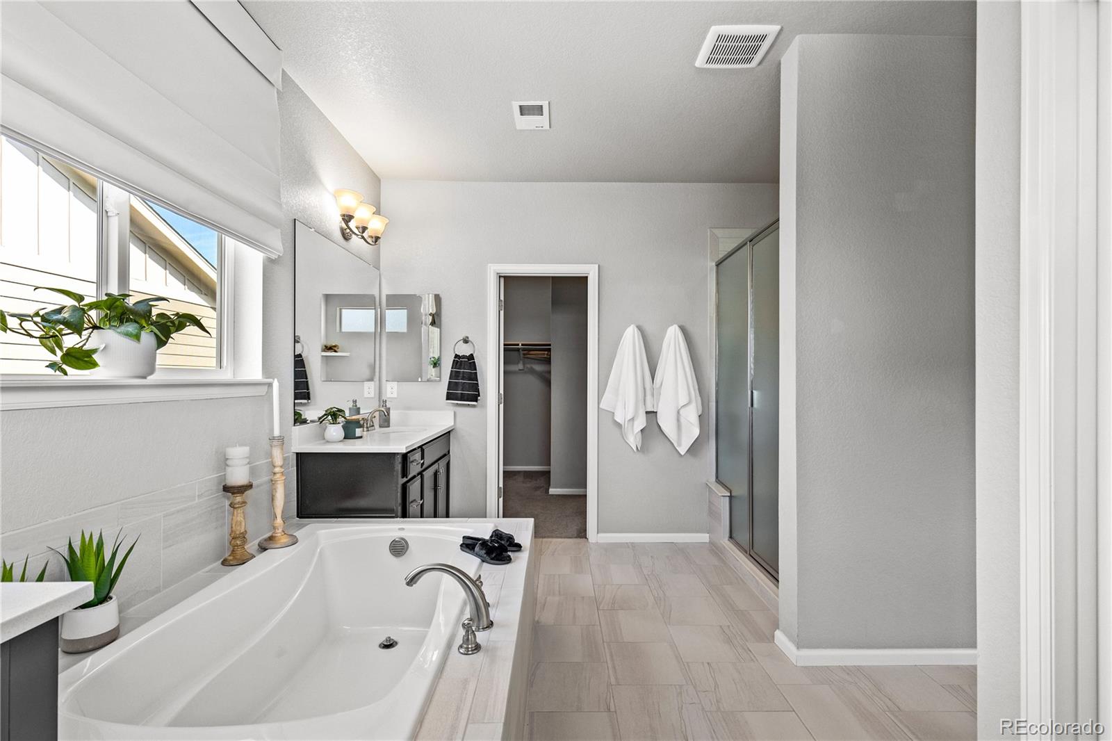 17690 W 95th Place