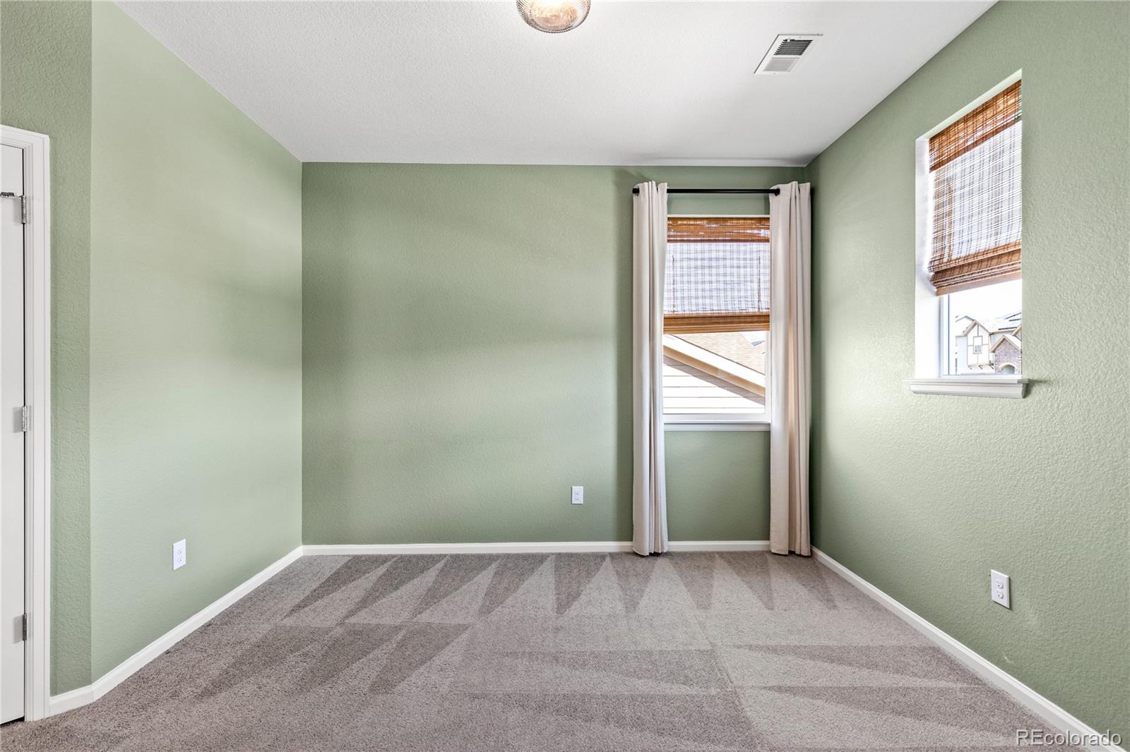 17690 W 95th Place