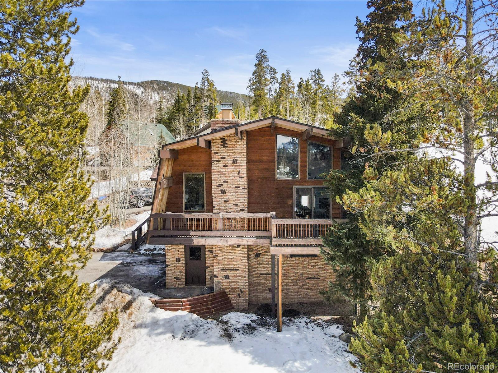 94 Hideaway Court
