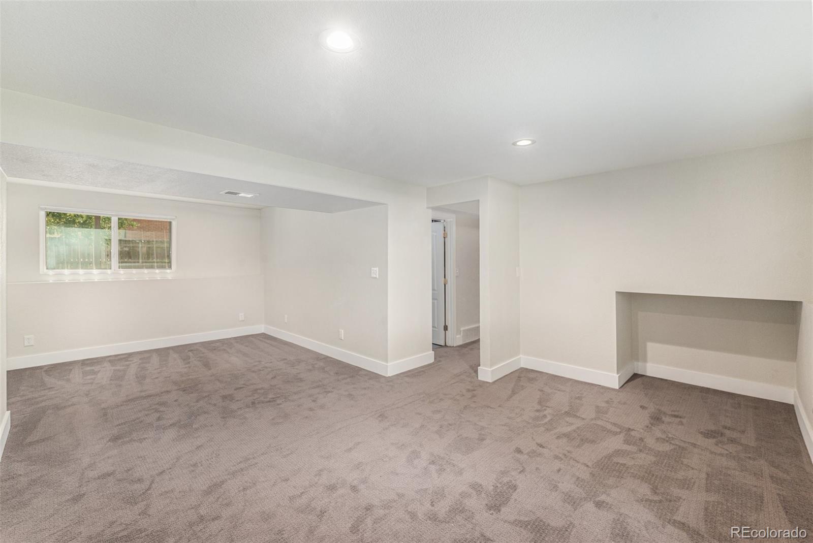 15908 E Flora Place
