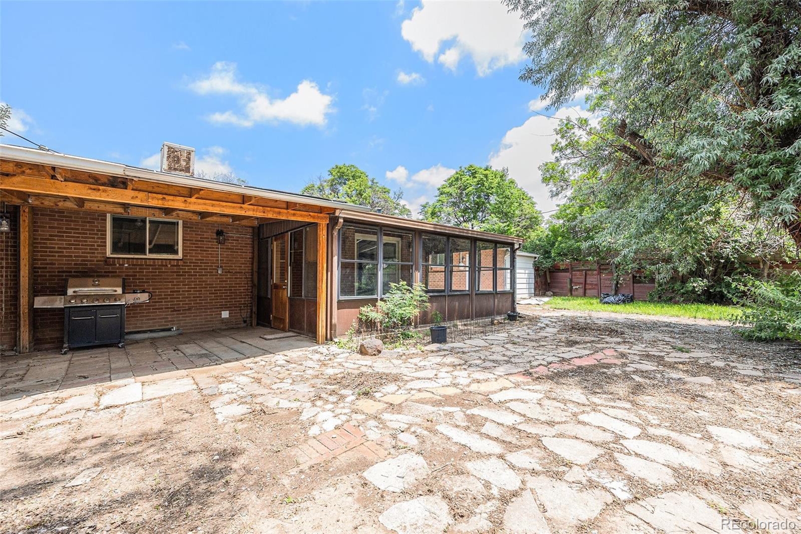 12154 E Virginia Drive