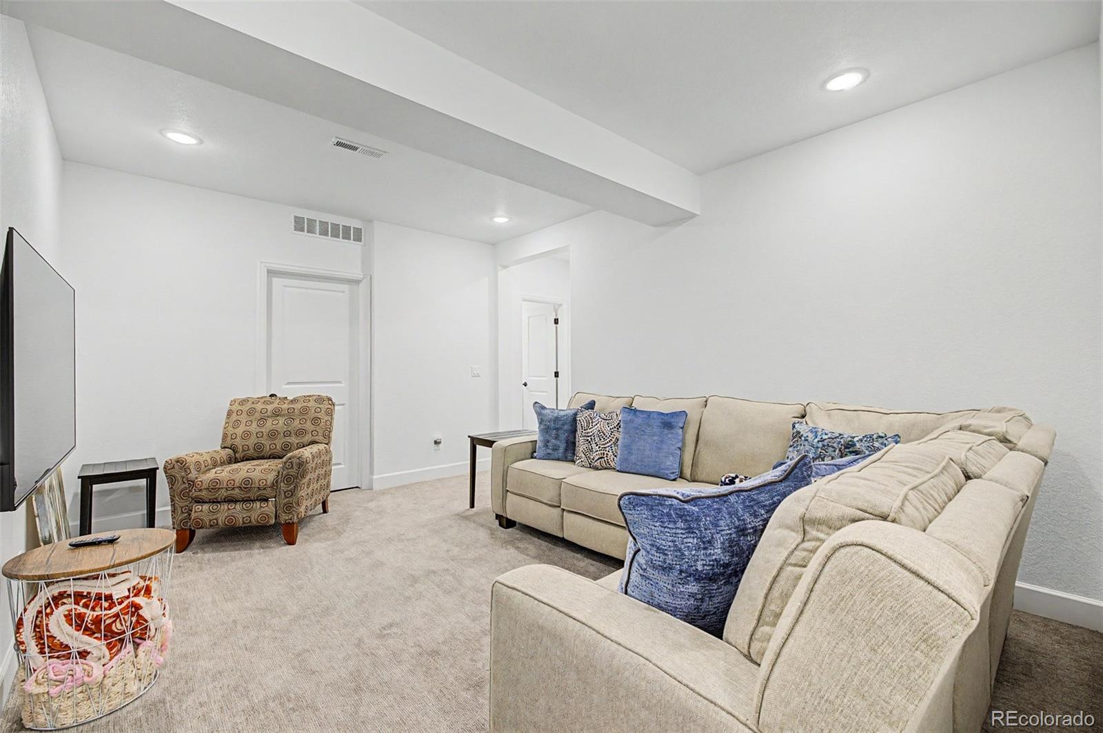 10558 Eby Circle
