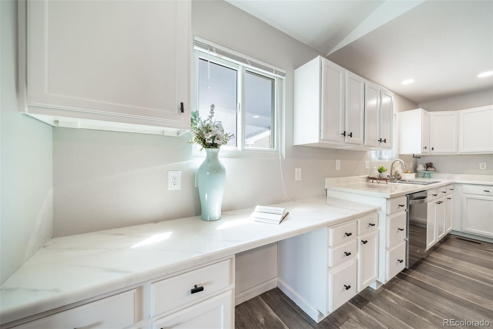 5073 Goshawk Court